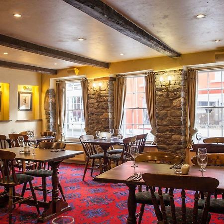 The King'S Head Llandovery Exterior photo
