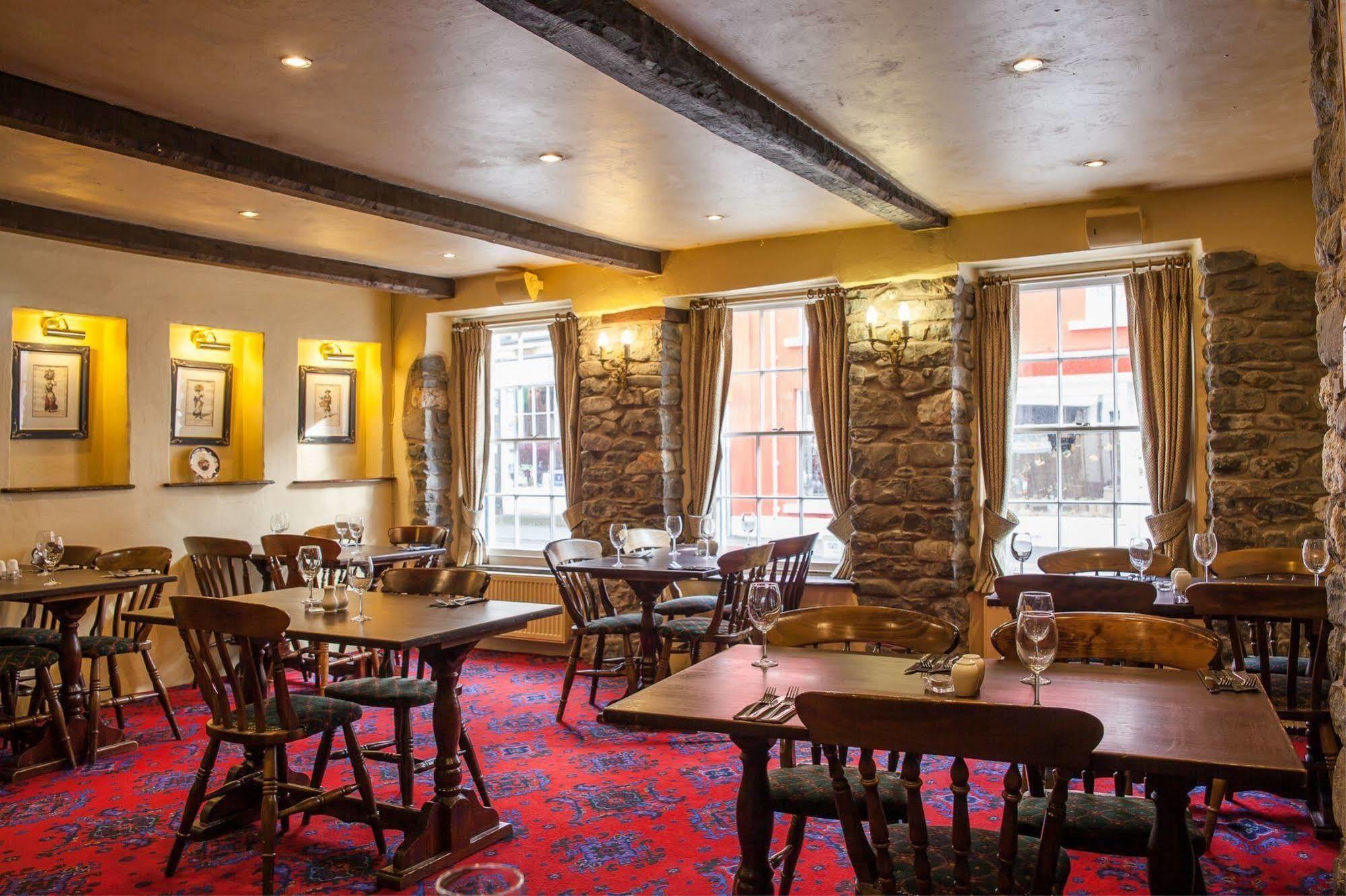 The King'S Head Llandovery Exterior photo